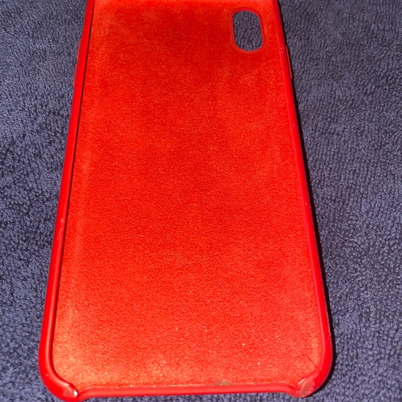 iPhone XS MAX RED case. - Picture 3 of 5